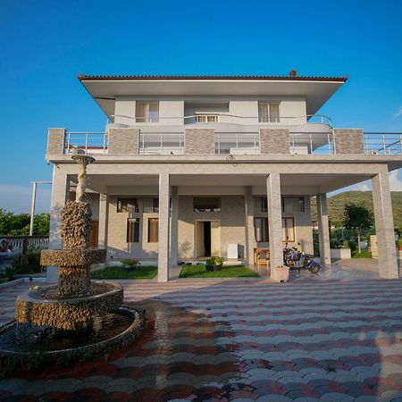 Hanna & Solei Hotel Berat Exterior photo